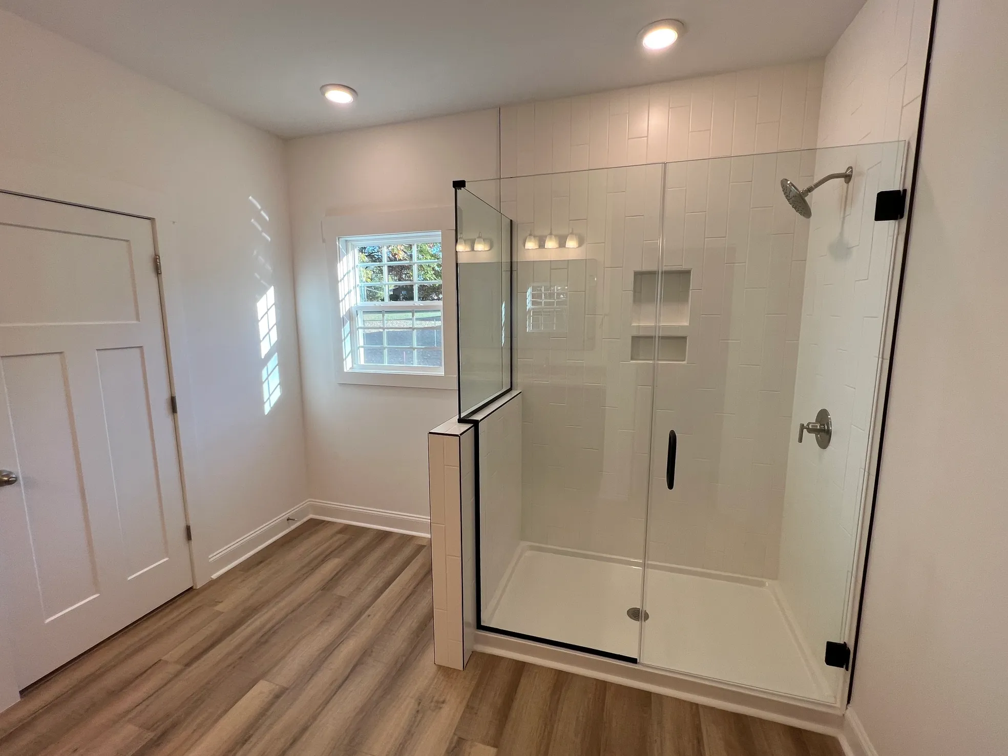 BKA BUILDERS, Inc. — bathrooms build — bathroom 41