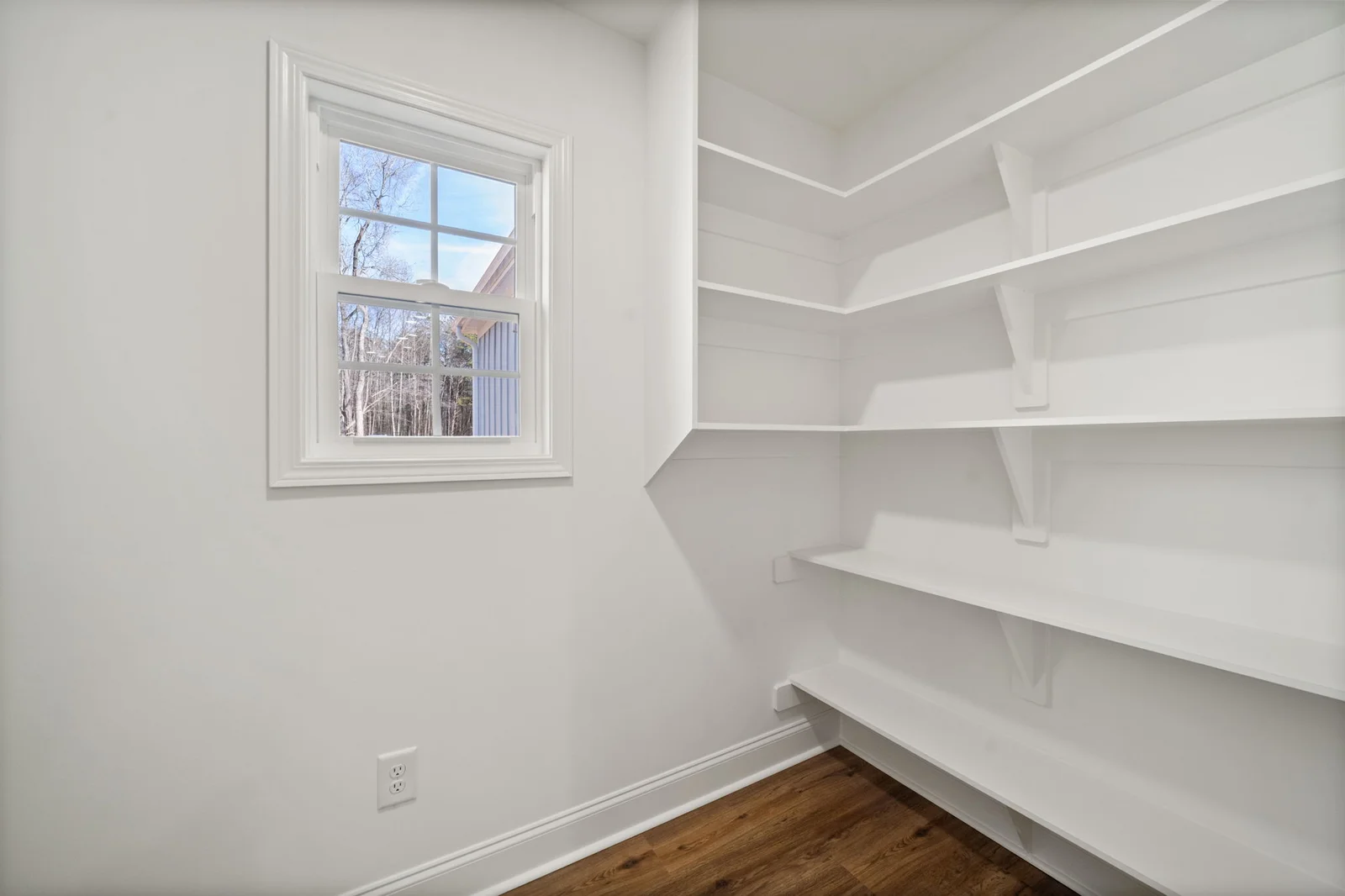 BKA BUILDERS, Inc. — interiors build — interior 18