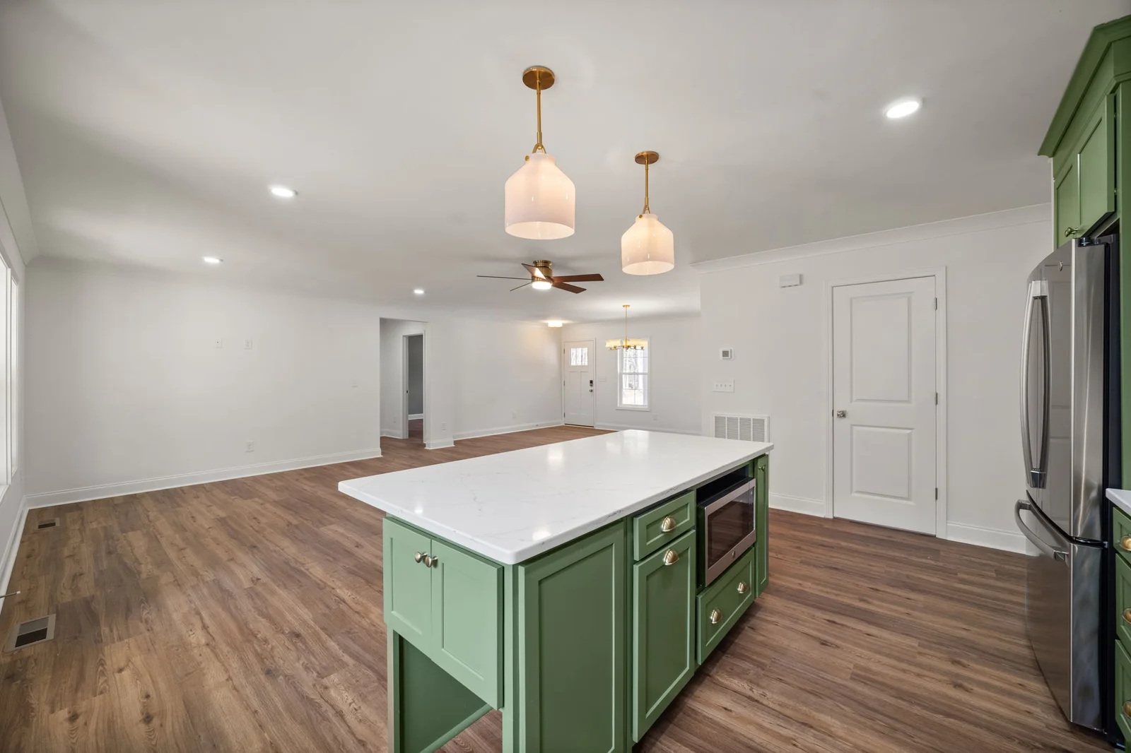 BKA BUILDERS, Inc. — kitchens build — kitchen 73