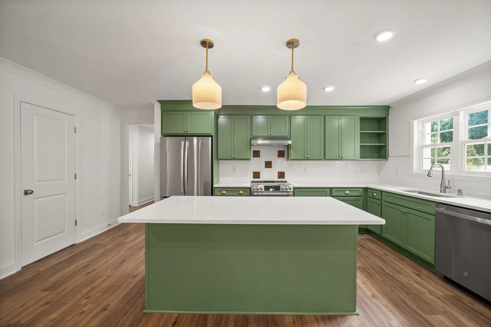 BKA BUILDERS, Inc. — kitchens build — kitchen 77
